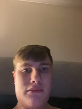 Sammyboy2211 online show from February 13, 12:54 am