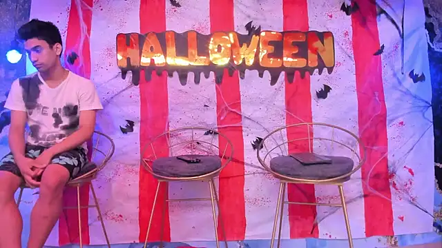 Juicy Creww online show from October 17, 9:56 am