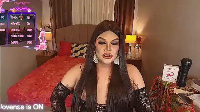 InsatiableSexQueen online show from November 16, 7:02 am