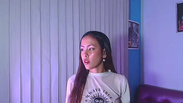 Susy spark online show from March 20, 12:33 am