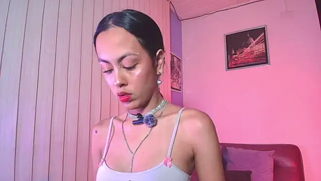 Susy spark online show from April 30, 11:42 pm
