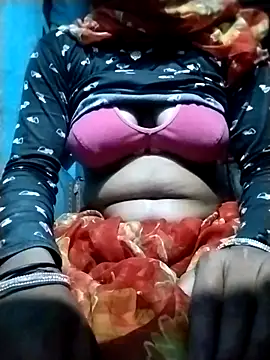 Hotwera97444 online show from April 21, 9:32 pm
