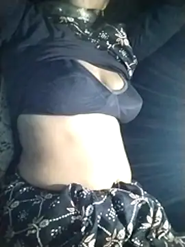 Hotwera97444 online show from April 14, 3:28 pm