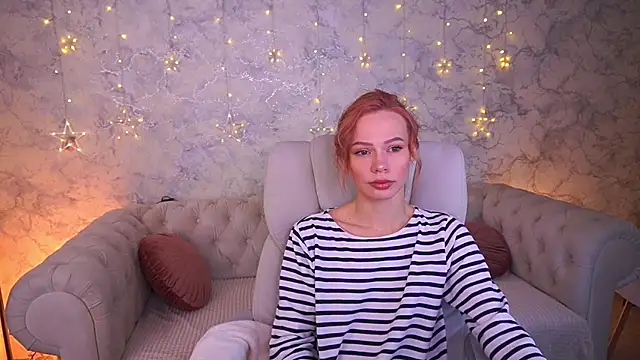 ShyySiren online show from January 11, 8:10 am