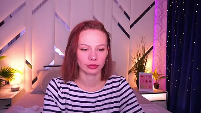 ShyySiren online show from March 2, 2:02 pm