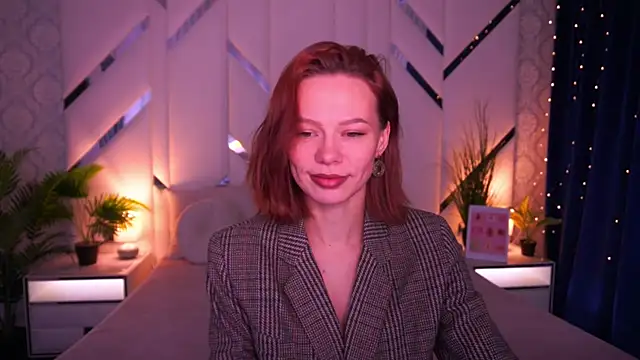 ShyySiren online show from February 21, 9:11 am