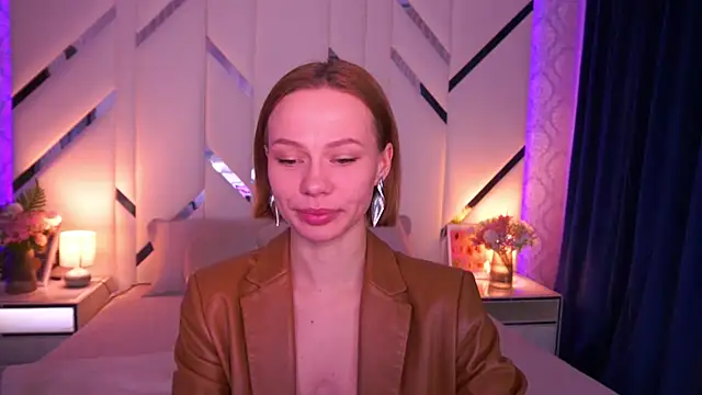 ShyySiren online show from May 9, 1:03 pm
