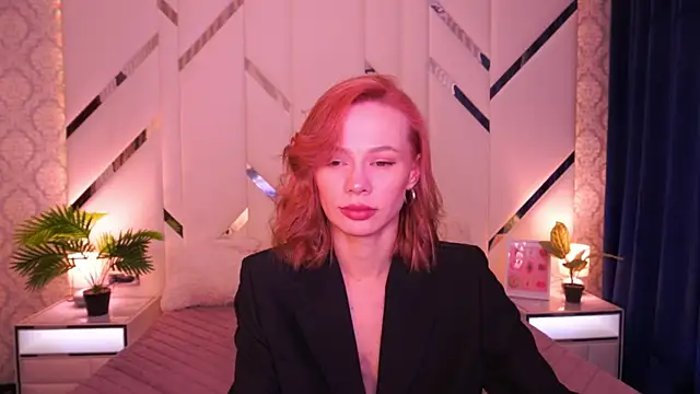 ShyySiren online show from January 9, 9:16 am