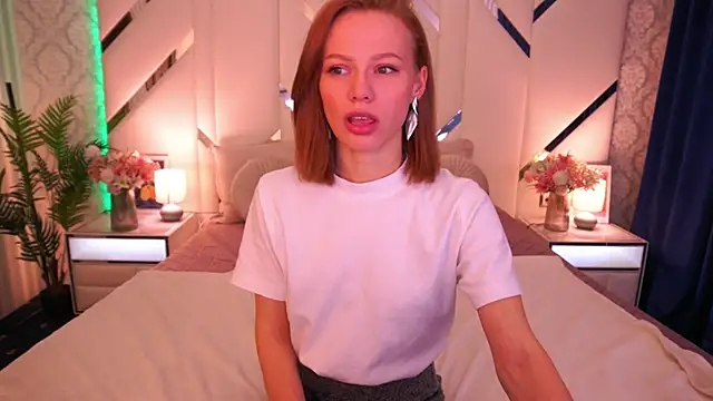 ShyySiren online show from April 2, 6:53 am