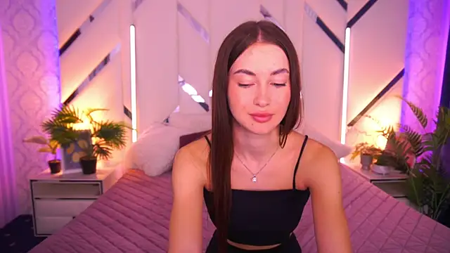 CherryyLulu online show from December 1, 8:37 am