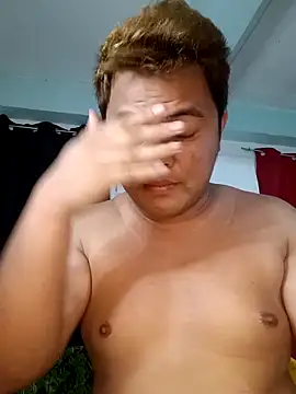 Snapshot of Gayasianzowe chatting on September 18, 6:55 pm Gayasianzowe online show from September 18, 6:55 pm