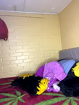 babyjuly19 online show from October 9, 6:25 am