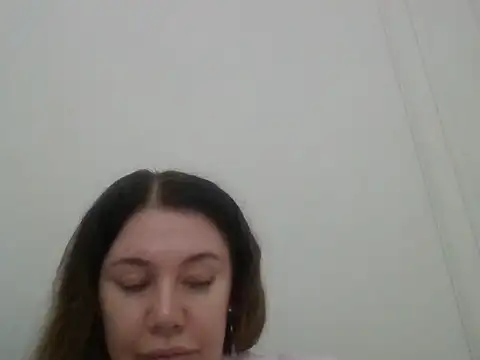 Snapshot of Lomivah chatting on October 29, 7:57 pm Lomivah online show from October 29, 7:57 pm