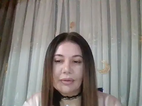 Snapshot of Lomivah chatting on November 1, 4:12 pm Lomivah online show from November 1, 4:12 pm