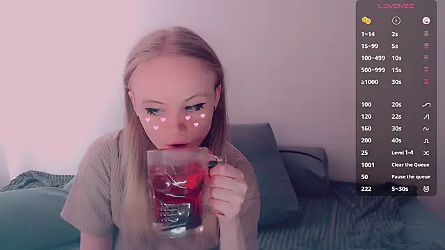 AliceNya cute online show from June 4, 5:56 am