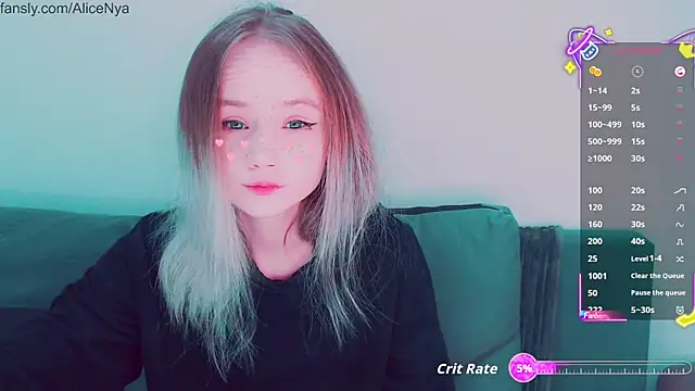 Snapshot of AliceNya_cute chatting on October 15, 4:33 am AliceNya cute online show from October 15, 4:33 am