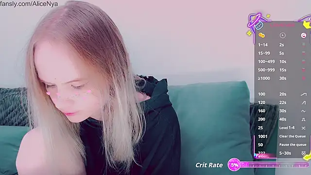 AliceNya cute online show from November 6, 5:44 am