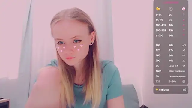 Snapshot of AliceNya_cute chatting on June 12, 5:16 am AliceNya cute online show from June 12, 5:16 am