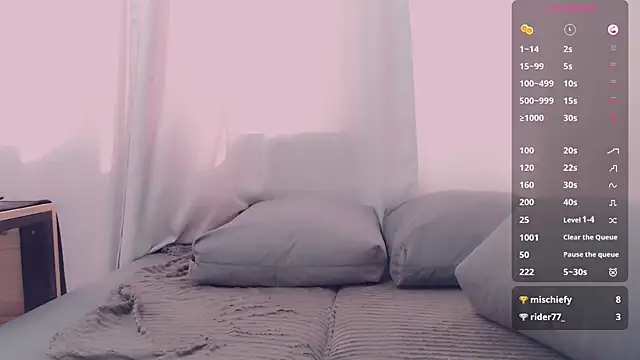 Snapshot of AliceNya_cute chatting on July 7, 6:47 am AliceNya cute online show from July 7, 6:47 am
