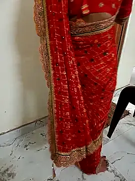 Snapshot of Romantic_couple89 chatting on November 1, 6:08 am Romantic couple89 online show from November 1, 6:08 am