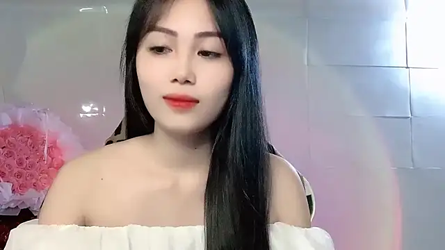 Lyly4757 online show from November 1, 1:49 pm