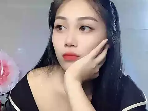 Lyly4757 online show from November 7, 1:48 pm