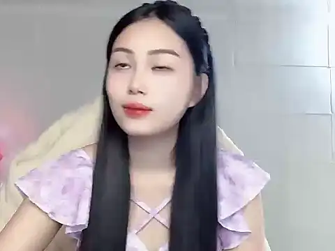 Lyly4757 online show from November 28, 5:07 am