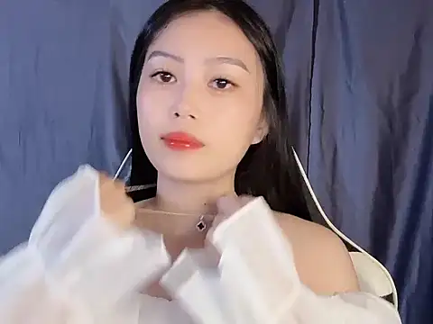Snapshot of Lyly4757 chatting on September 22, 2:34 pm Lyly4757 online show from September 22, 2:34 pm