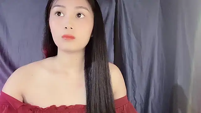 Snapshot of Lyly4757 chatting on October 17, 1:24 pm Lyly4757 online show from October 17, 1:24 pm