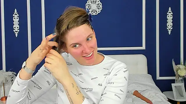 SabrinaRayX online show from October 22, 12:37 pm