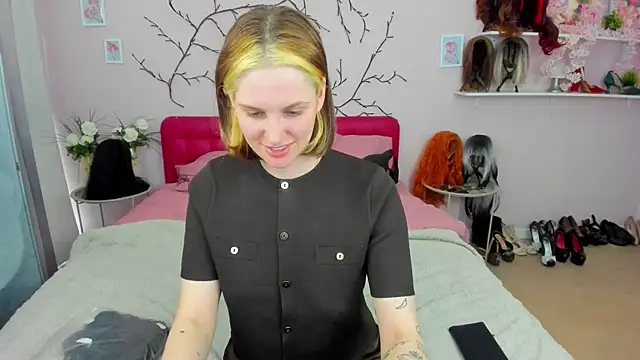 SabrinaRayX online show from March 10, 10:08 am