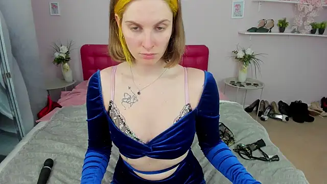 SabrinaRayX online show from April 22, 12:34 pm