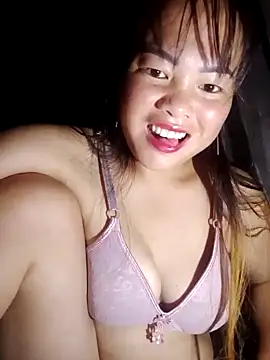 Snapshot of emilyzz chatting on October 9, 9:37 pm emilyzz online show from October 9, 9:37 pm