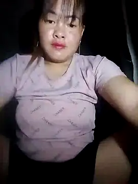 Snapshot of emilyzz chatting on October 10, 10:21 pm emilyzz online show from October 10, 10:21 pm