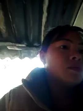 Snapshot of emilyzz chatting on November 28, 8:03 am emilyzz online show from November 28, 8:03 am