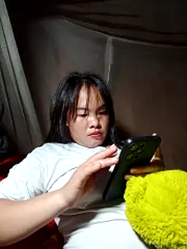 emilyzz online show from March 25, 2:16 pm