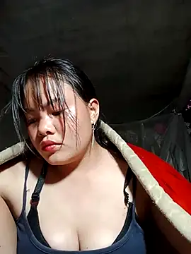 emilyzz online show from March 1, 1:55 pm