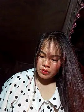 emilyzz online show from January 14, 2:15 am