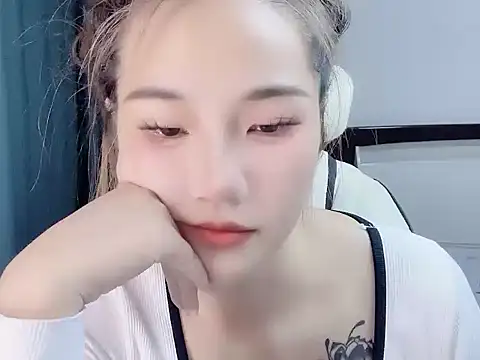 W-Sunflower online show from November 6, 2:21 pm