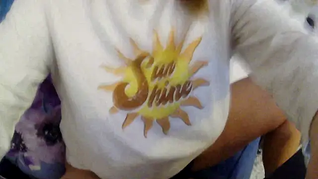 Snapshot of Ariasweetaspie chatting on January 11, 11:55 pm Ariasweetaspie online show from January 11, 11:55 pm