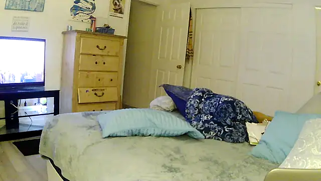 Ariasweetaspie online show from November 12, 7:23 am