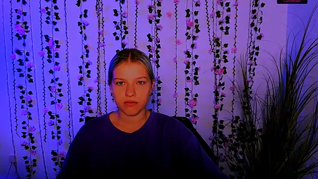 kaela spell  online show from September 18, 5:32 am