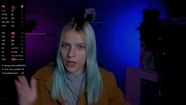 kaela spell  online show from October 14, 9:15 pm