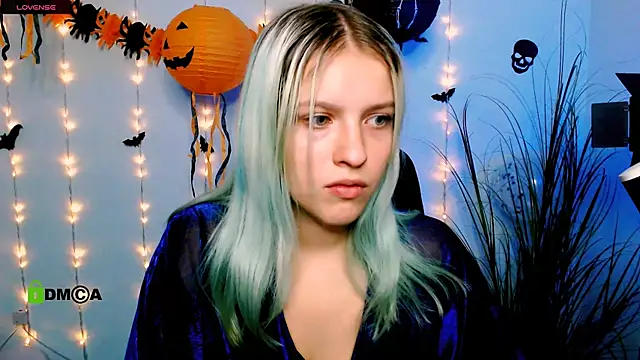 kaela spell  online show from October 28, 7:46 pm