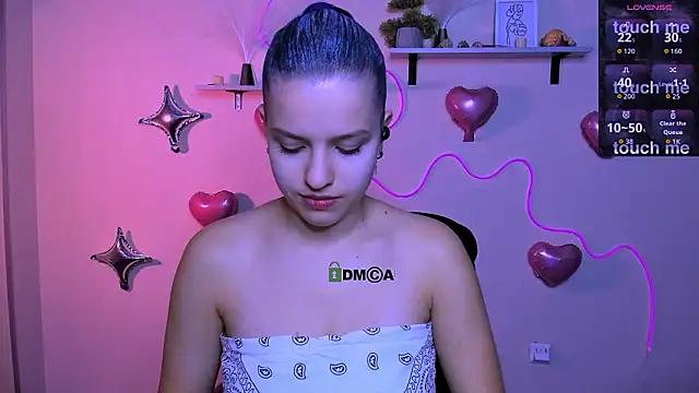 kaela spell  online show from February 10, 8:08 pm