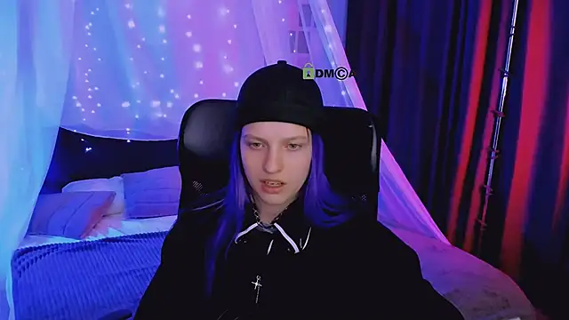kaela spell  online show from June 2, 1:05 am