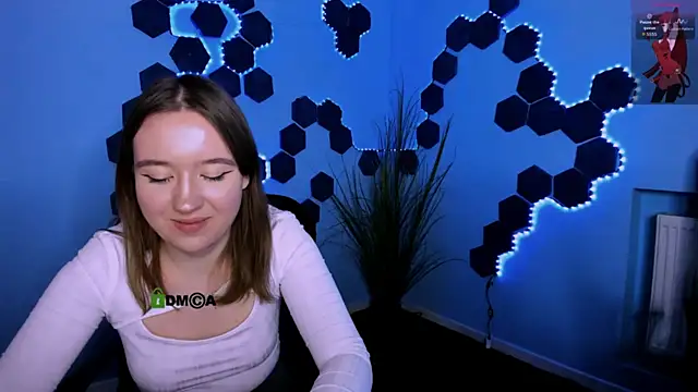 kaela spell  online show from February 24, 8:10 pm