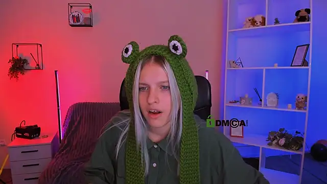 kaela spell  online show from November 7, 10:13 pm