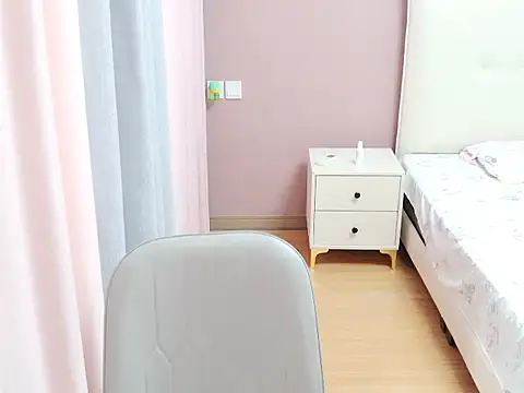 Snapshot of Akemi61 chatting on September 19, 5:55 am Akemi61 online show from September 19, 5:55 am