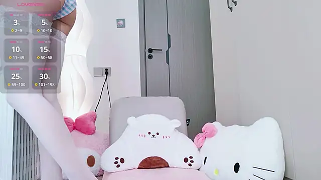 schoolgirl-nurse online show from February 7, 8:00 am